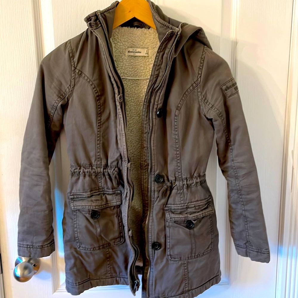 Abercrombie Kids parka size S Excellent